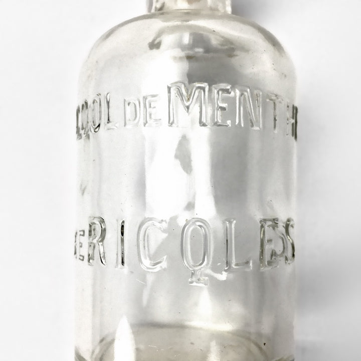 Ensemble de flacons d'apothicaire