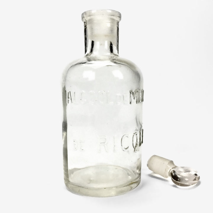 Ensemble de flacons d'apothicaire