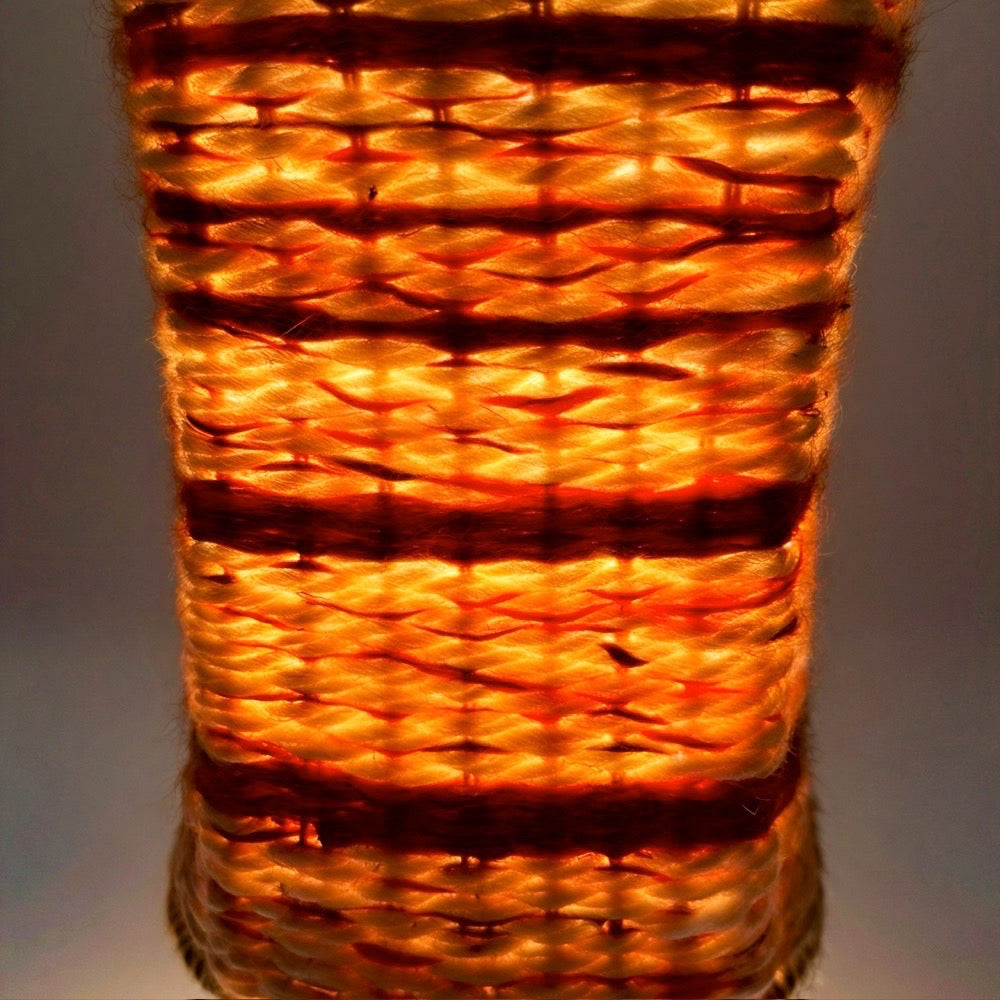 Lampe terre cuite et laine années 70
