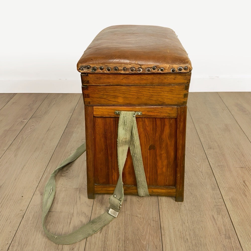 Ancien tabouret de pêcheur bois et cuir