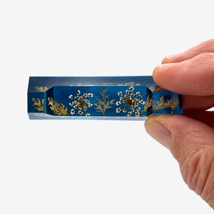 Porte-couteaux résine et inclusion fleurs séchées 60'S