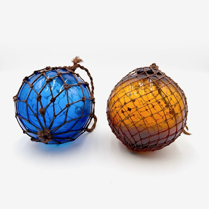 Anciennes boules de chalut