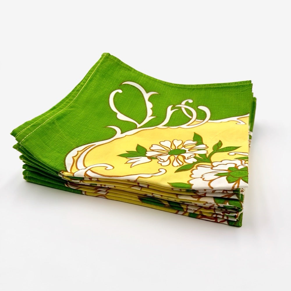 Serviettes de table fleuries vintages