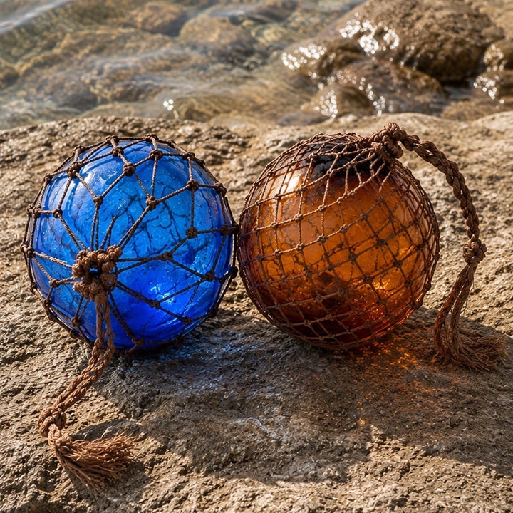Anciennes boules de chalut