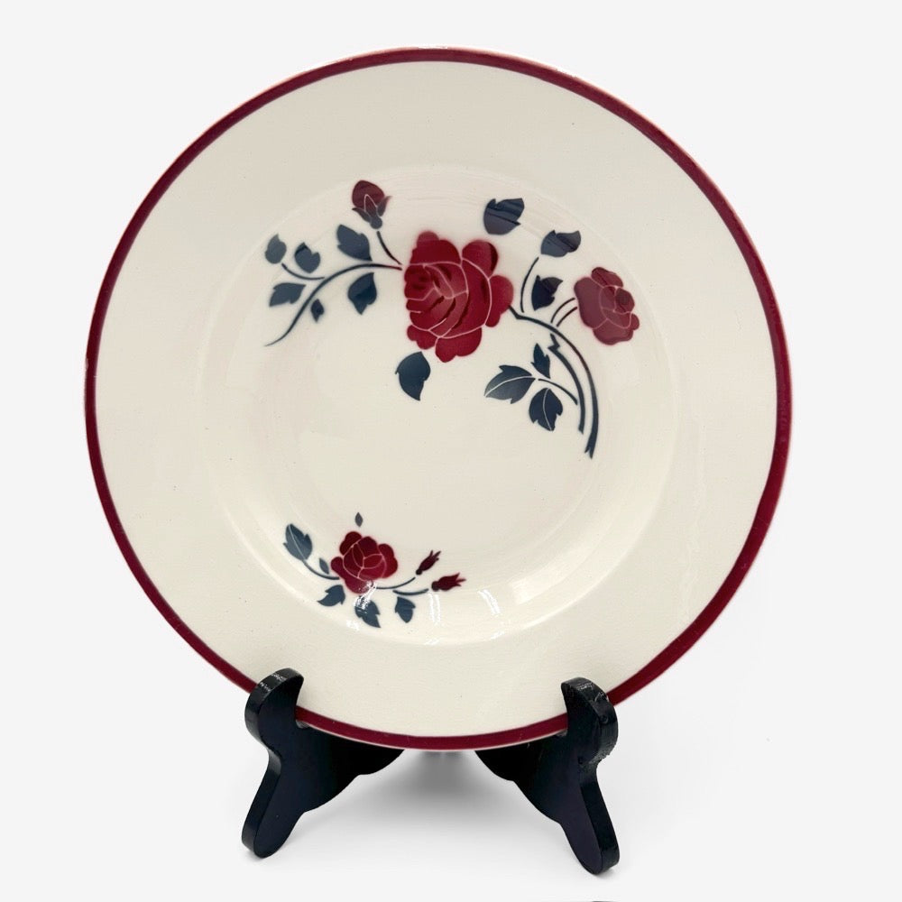 9 assiettes à soupe Badonviller modèle "Les Roses" années 50