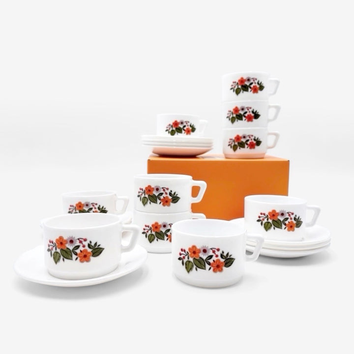 Tasses Arcopal modèle Marly années 70