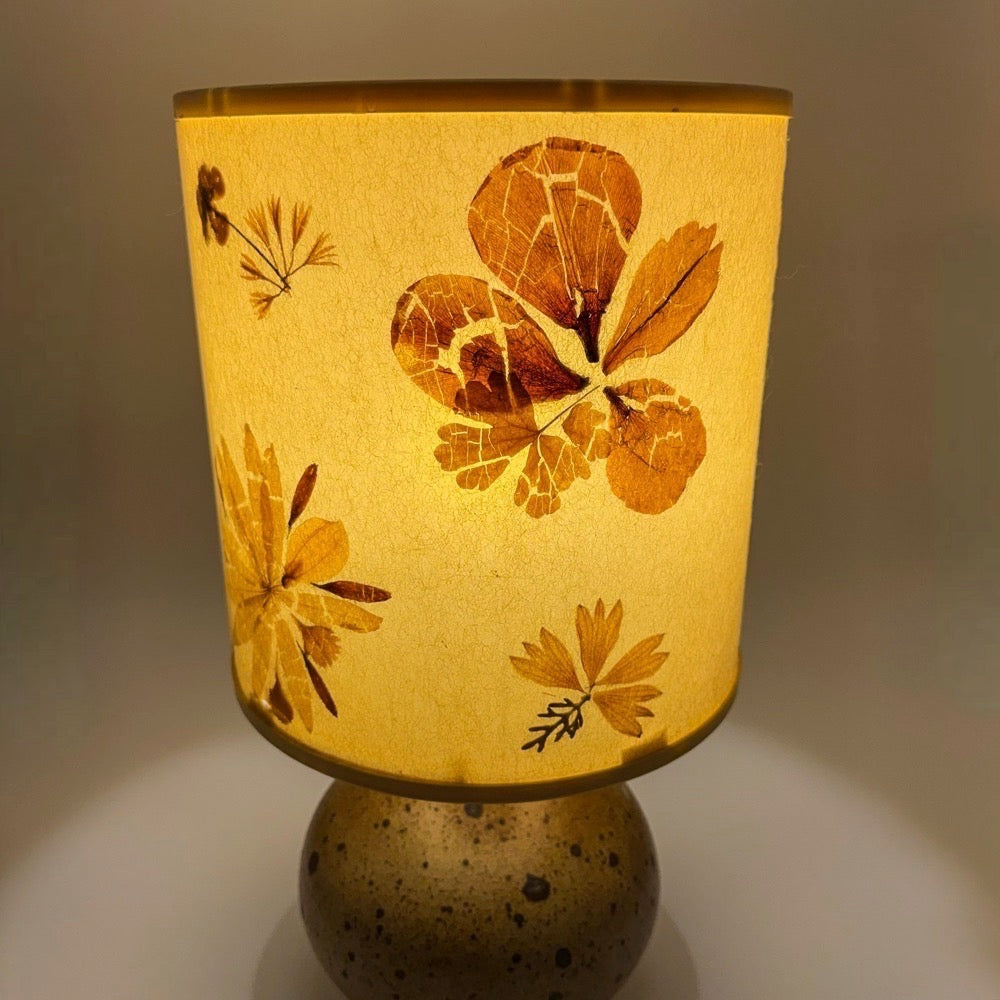 Lampe boule grès pyrité abat-jour inclusion fleurs séchées