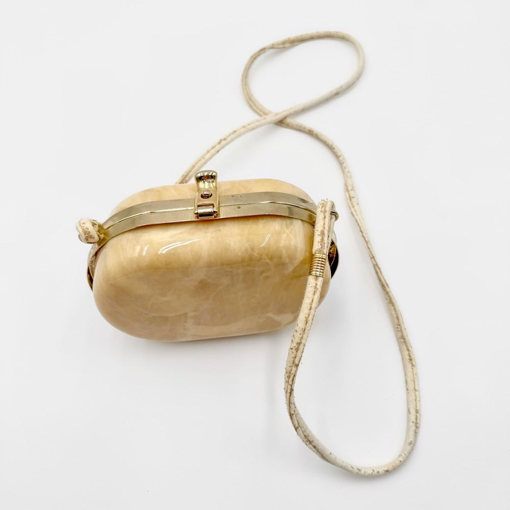 Minaudière vintage acrylique effet nacré