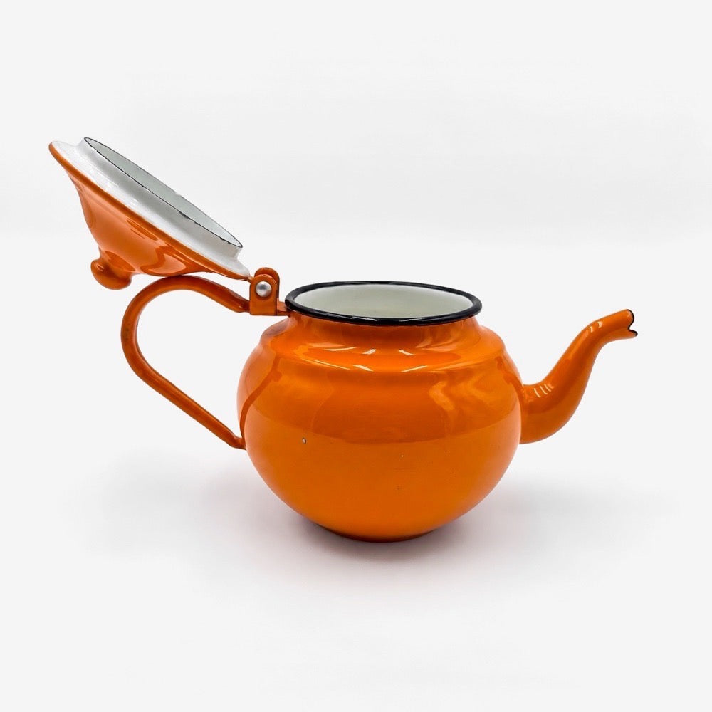 Petite théière Japy en tôle émaillée orange années 70