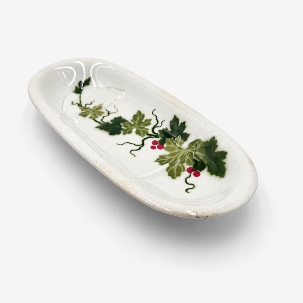 Porte-savon K&G Lunéville décor de vigne début XXe