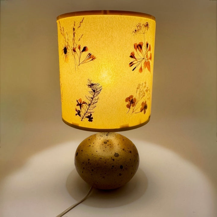 Lampe boule grès pyrité abat-jour inclusion fleurs séchées