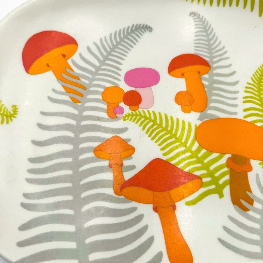 Plat de service décor champignon en mélamine Melstar 70's