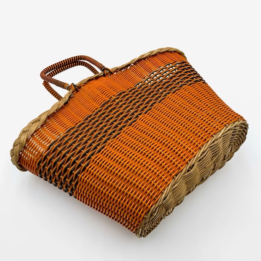 Cabas osier scoubidou orange et noir années 70