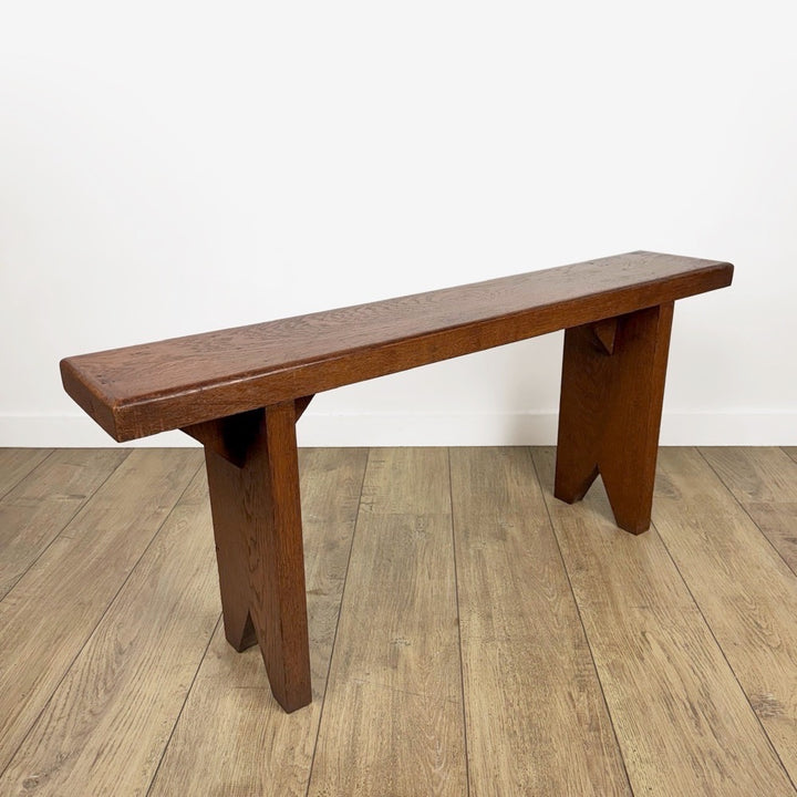Banc brutaliste en chêne massif