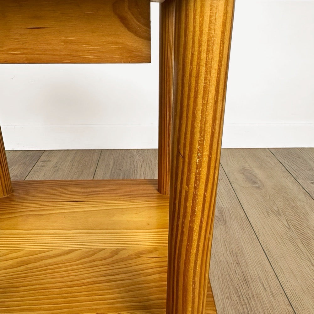 Table de chevet scandinave en pin années 80