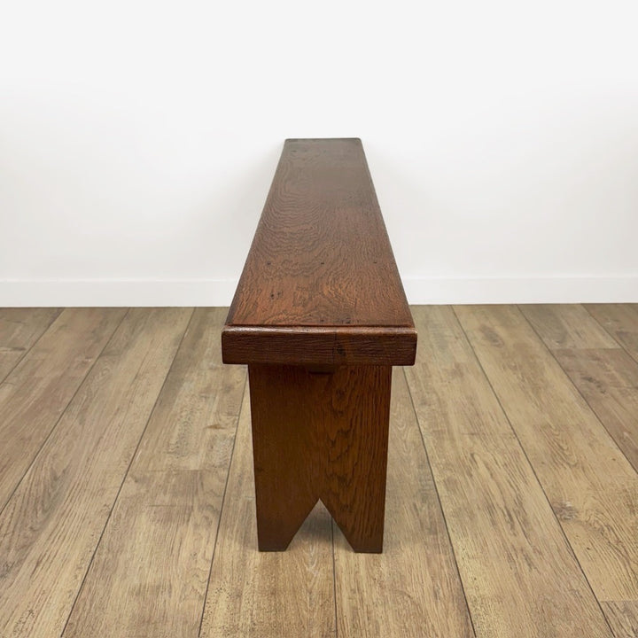 Banc brutaliste en chêne massif