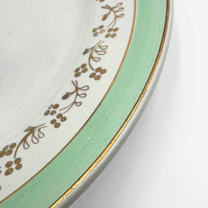 Assiettes à dessert vert menthe et dorure KG Lunéville