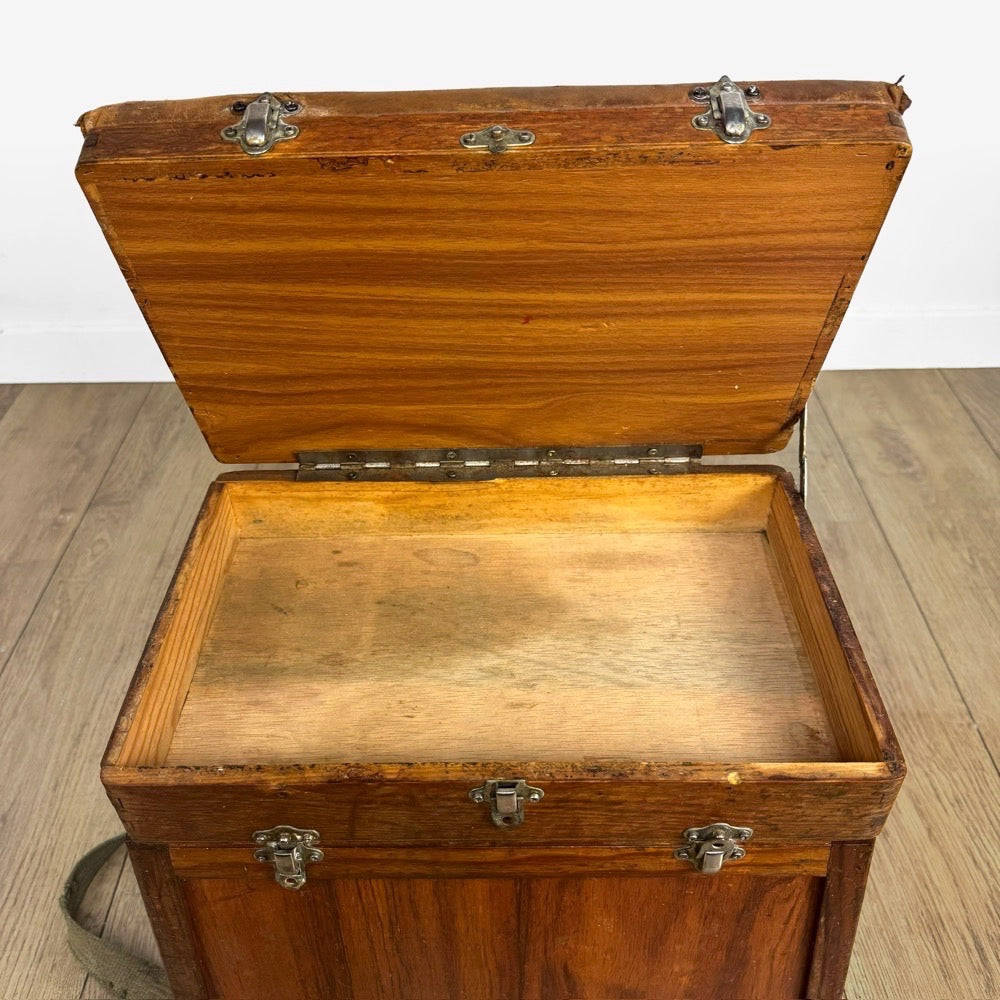 Ancien tabouret de pêcheur bois et cuir