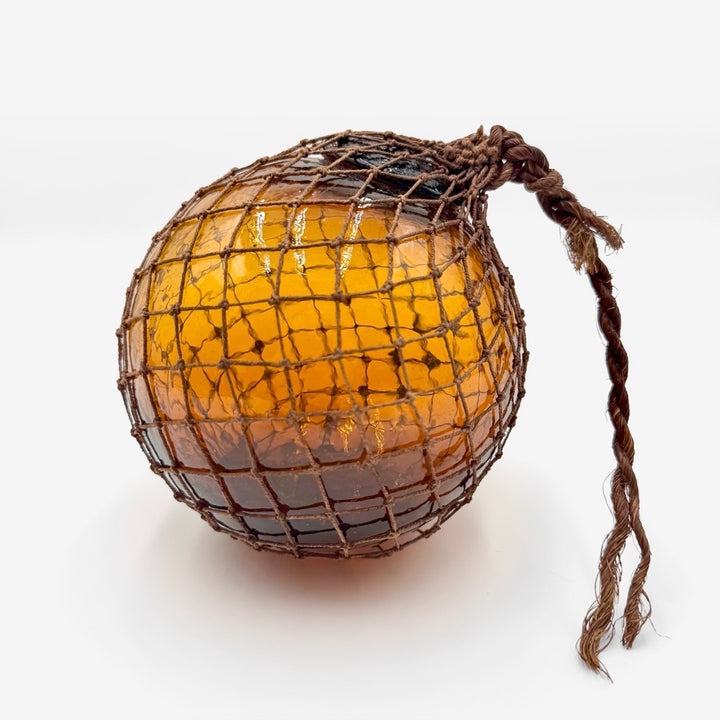 Anciennes boules de chalut
