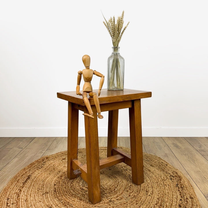 Tabouret en chêne massif vintage