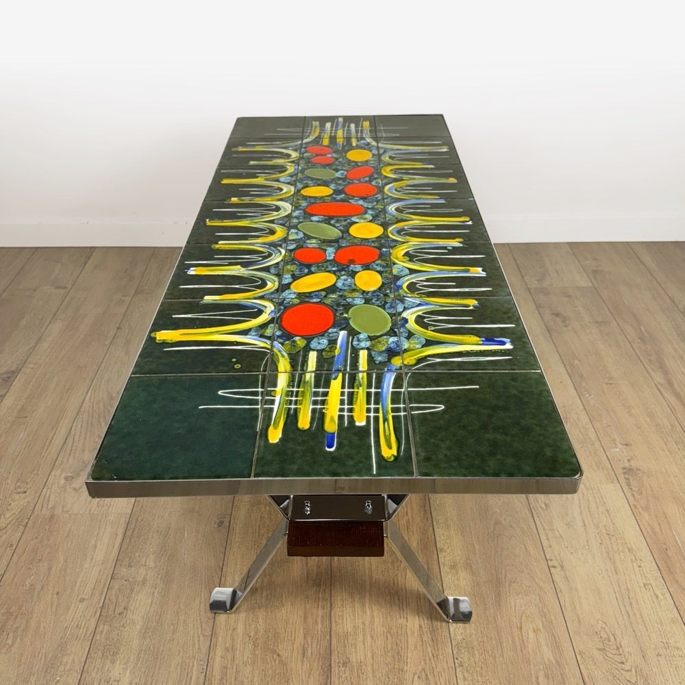 Table basse design en céramique et chrome années 70