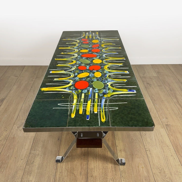 Table basse design en céramique et chrome années 70