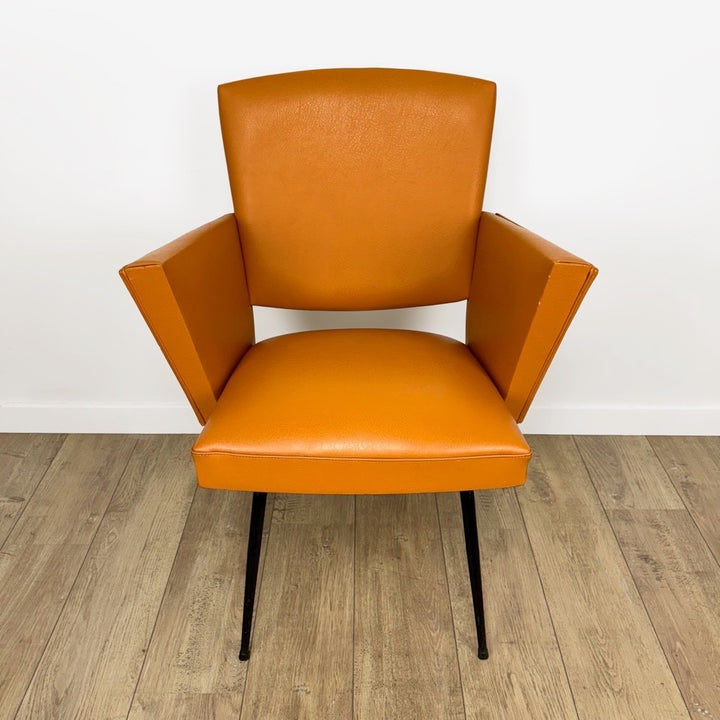 Fauteuil cocktail design Skaï orange années 50