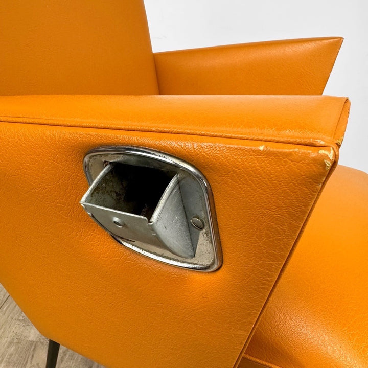 Fauteuil cocktail design Skaï orange années 50
