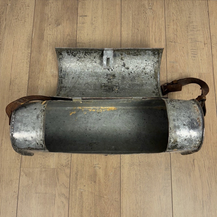 Marotte caisse à outils de plombier en zinc
