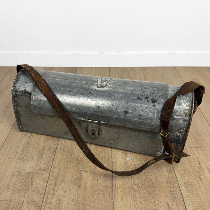 Marotte caisse à outils de plombier en zinc