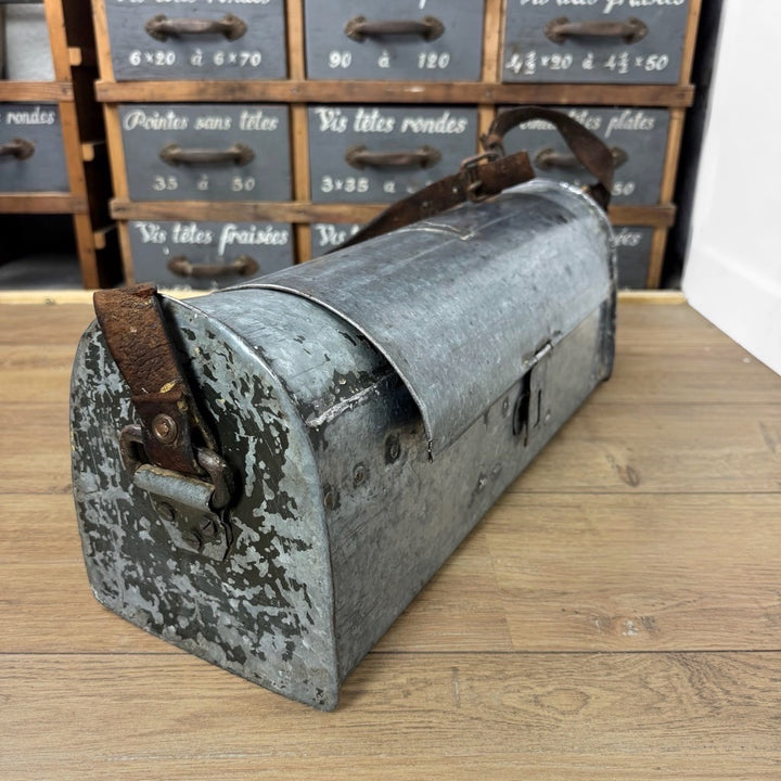 Marotte caisse à outils de plombier en zinc
