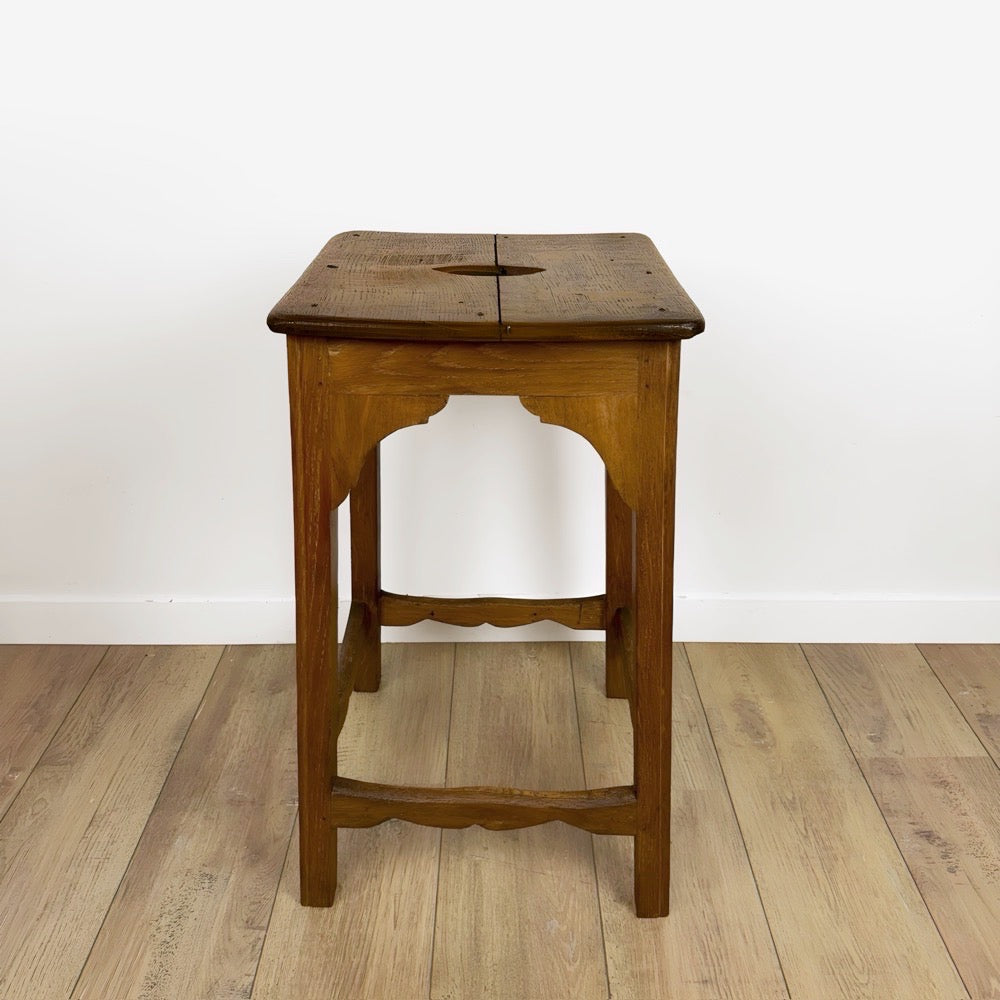 Tabouret haut à fente ancien