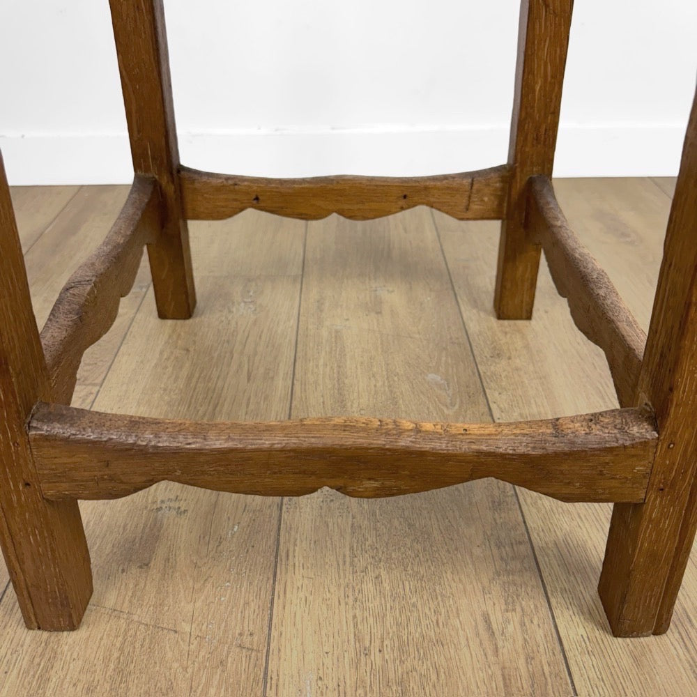 Tabouret haut à fente ancien