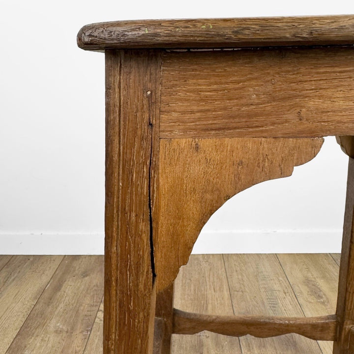 Tabouret haut à fente ancien