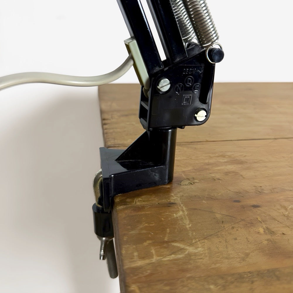 Lampe d'architecte NDS plastique noir
