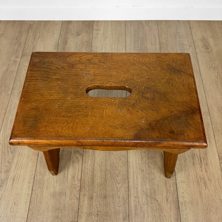 Petit banc de chalet de montagne à fente ancien