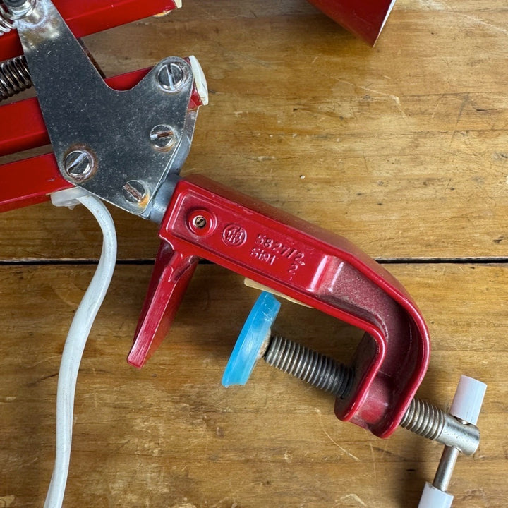 Lampe architecte rouge VEB Raumleuchte Zeulenroda RDA années 70