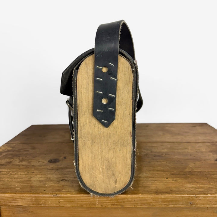 Marotte de plombier vintage en cuir