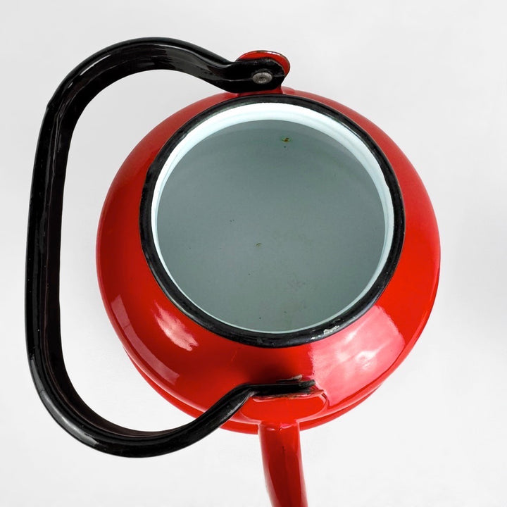 Bouilloire en tôle émaillée rouge