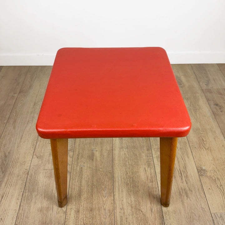 Tabouret bois et similis cuir rouge années 50