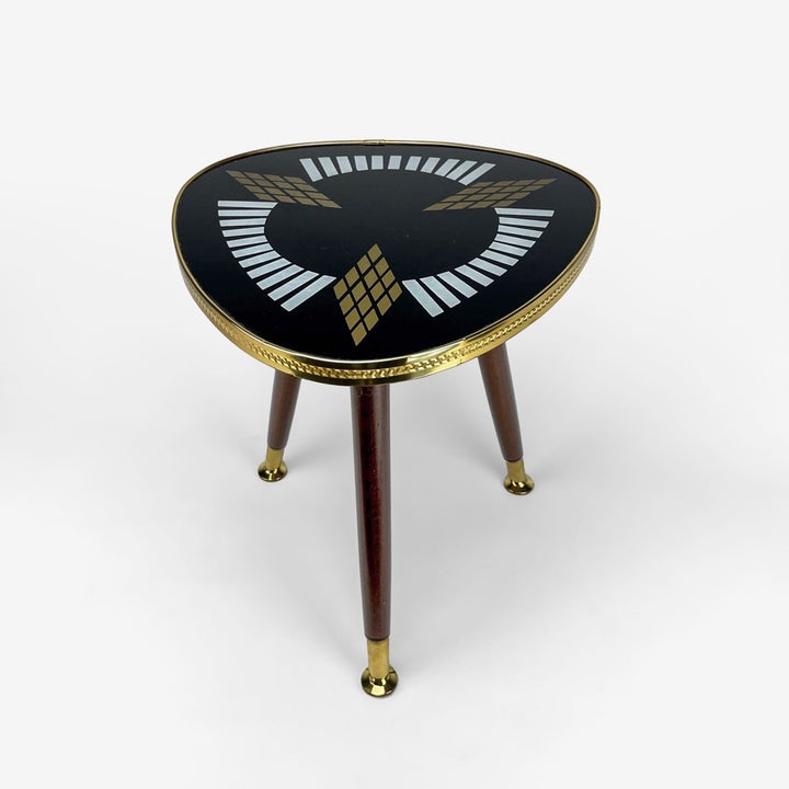 Guéridon tripode verre bois et laiton motifs graphiques années 50