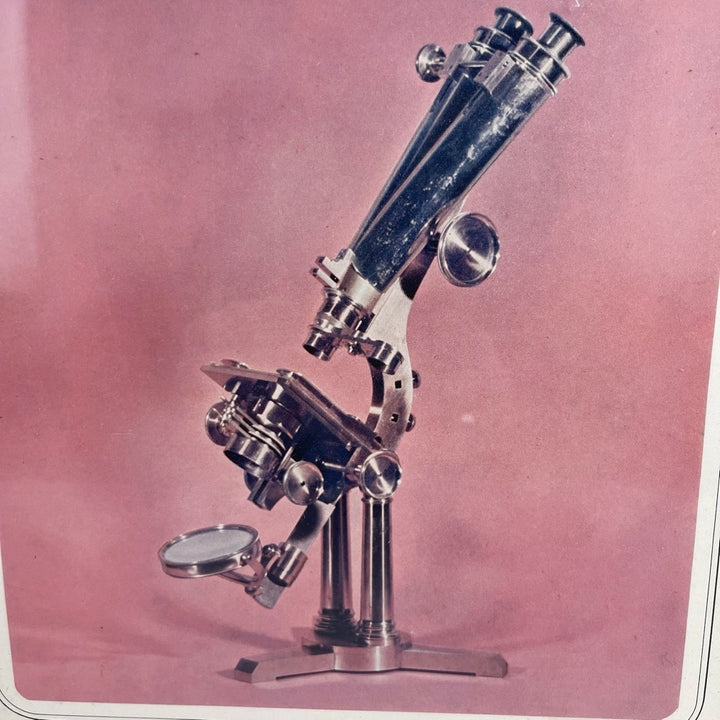 Série de 6 photos de microscopes anciens encadrement bois