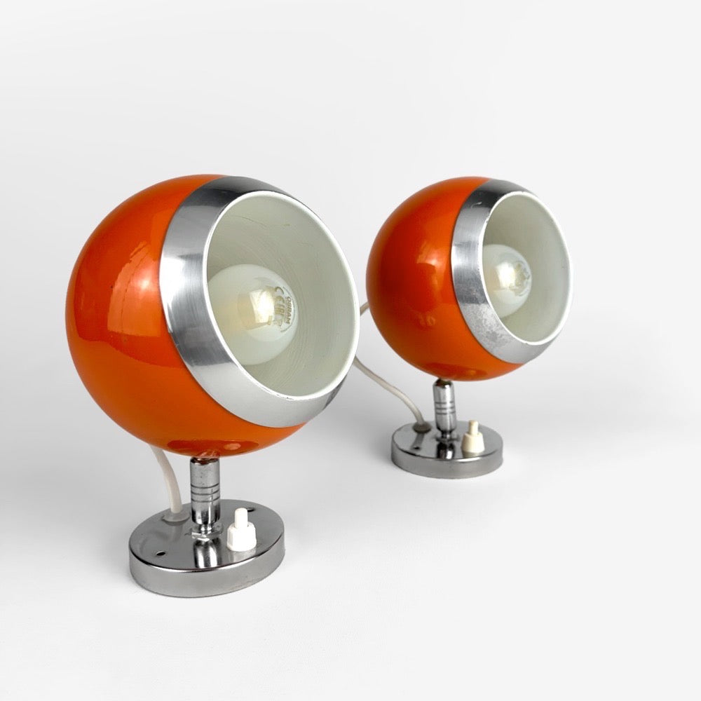 Paire d'appliques murales Eyeball orange années 70