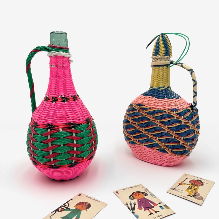 Duo de bouteilles fils scoubidou vintage