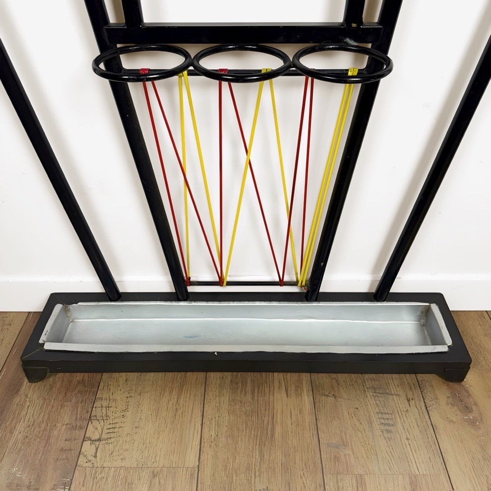 Vestiaire métal boules bois et scoubidou années 60