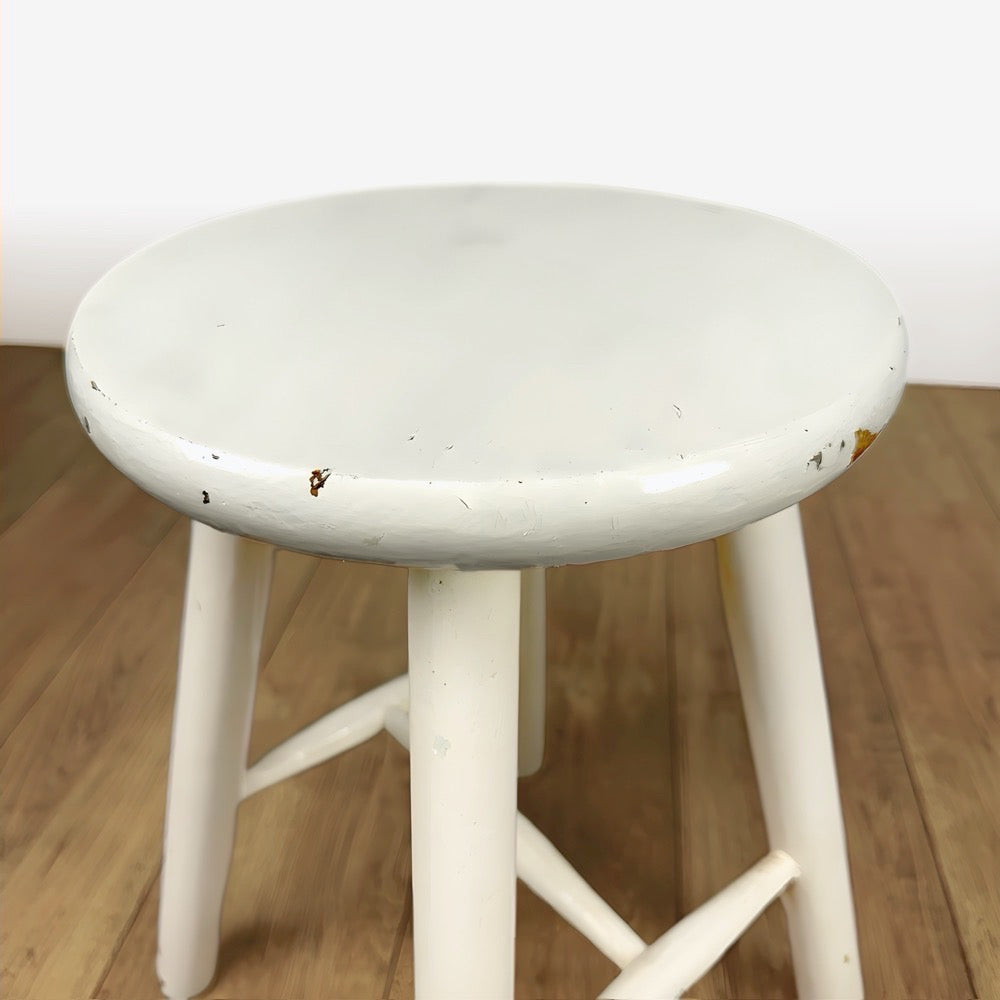 Tabouret d'atelier en bois peint vintage