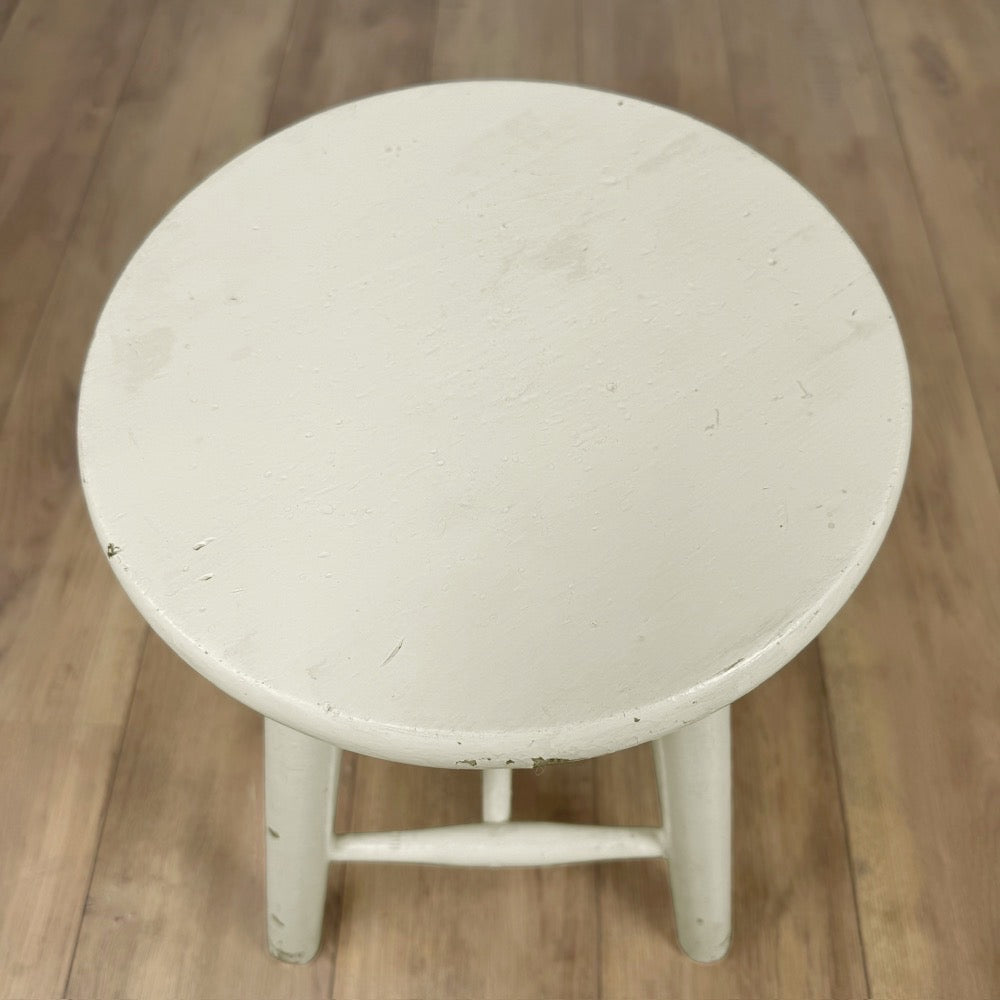 Tabouret d'atelier en bois peint vintage