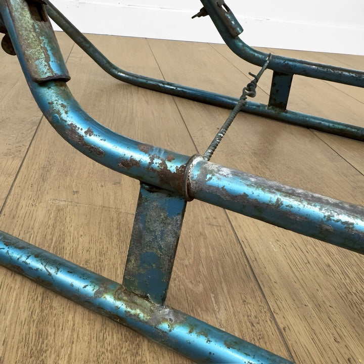 Ancienne luge bois et métal bleu années 50