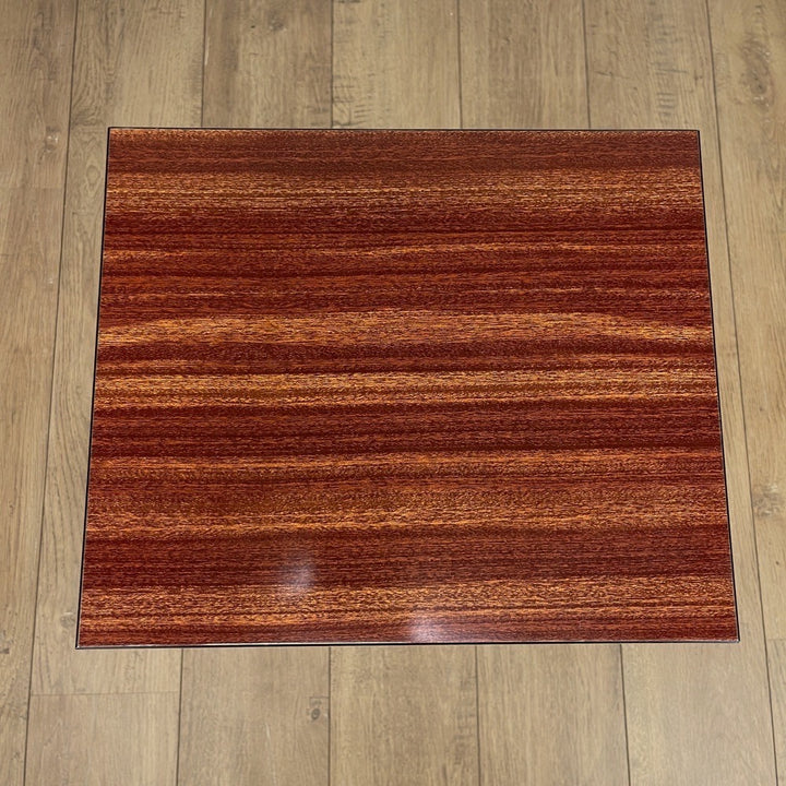 Meuble d'appoint design Formica et métal