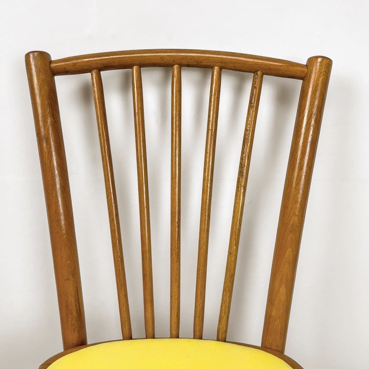 Chaise bistrot bois blond et vinyle jaune années 60